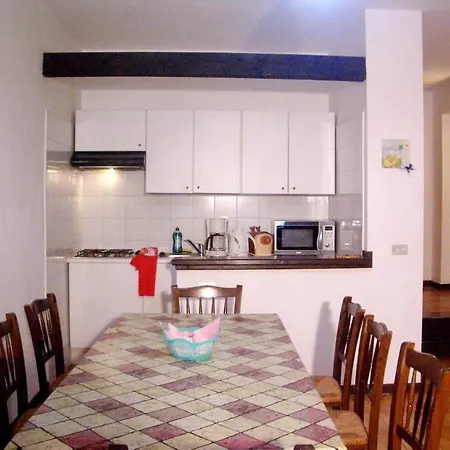 Holiday home — Pool — Idro Vesta